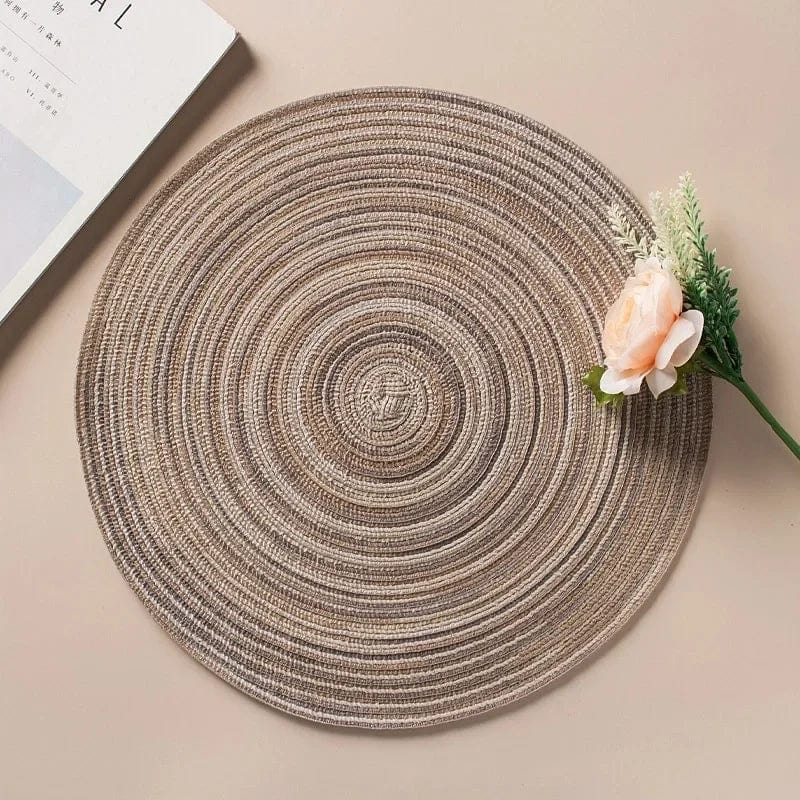 Individually Woven Vinyl Round Table Mat for Table Decoration, Set of 1